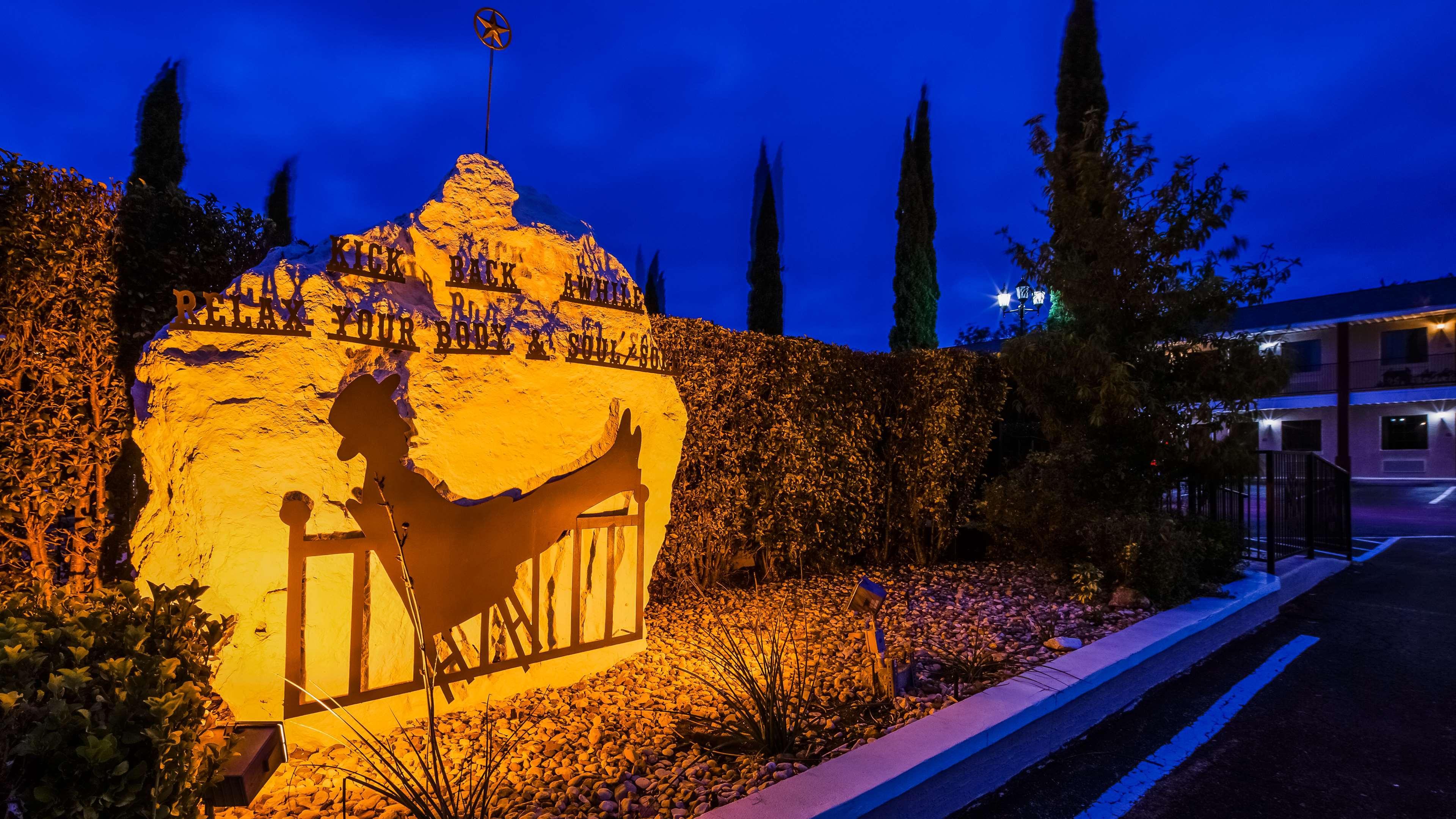 Best Western Johnson City Inn Exterior photo