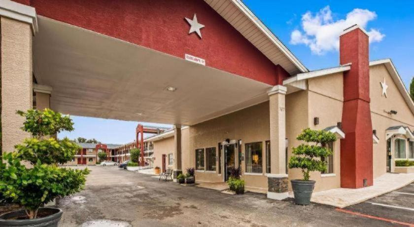 Best Western Johnson City Inn Exterior photo